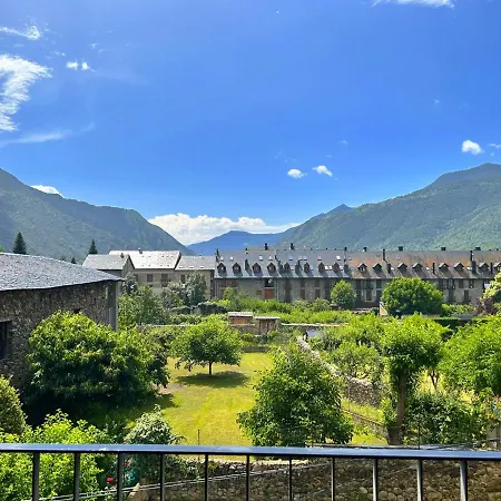 Duplex Amb Encant Al Casc Antic D'esterri I Vistes Uniques By Rural D'aneu 埃斯特里-德阿内乌