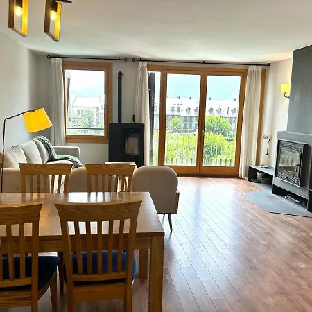 Duplex Amb Encant Al Casc Antic D'esterri I Vistes Uniques By Rural D'aneu Apartamento Esterri d'Àneu