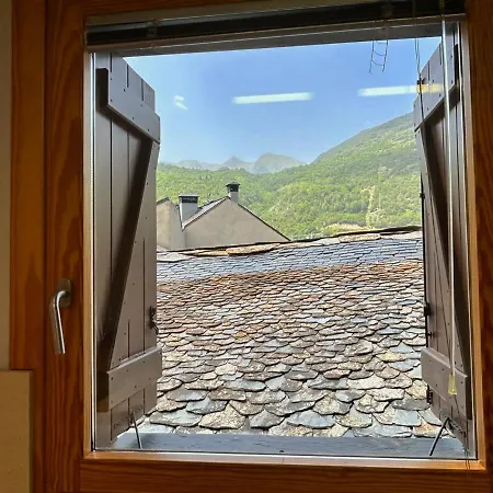 Duplex Amb Encant Al Casc Antic D'esterri I Vistes Uniques By Rural D'aneu * 埃斯特里-德阿内乌