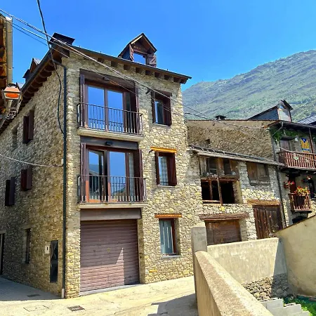 公寓 Duplex Amb Encant Al Casc Antic D'esterri I Vistes Uniques By Rural D'aneu *